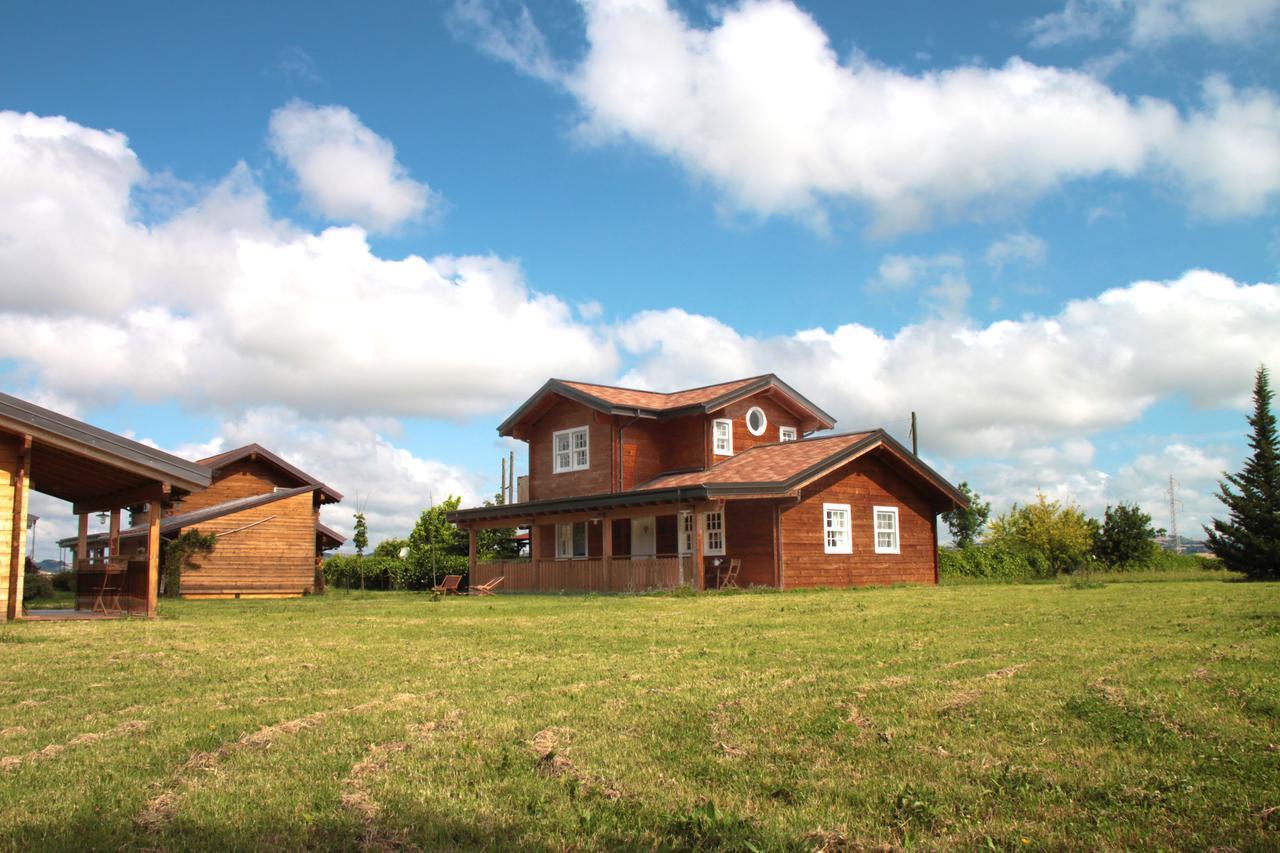 Evolution Camp Hotel SantʼIppolito Exterior foto